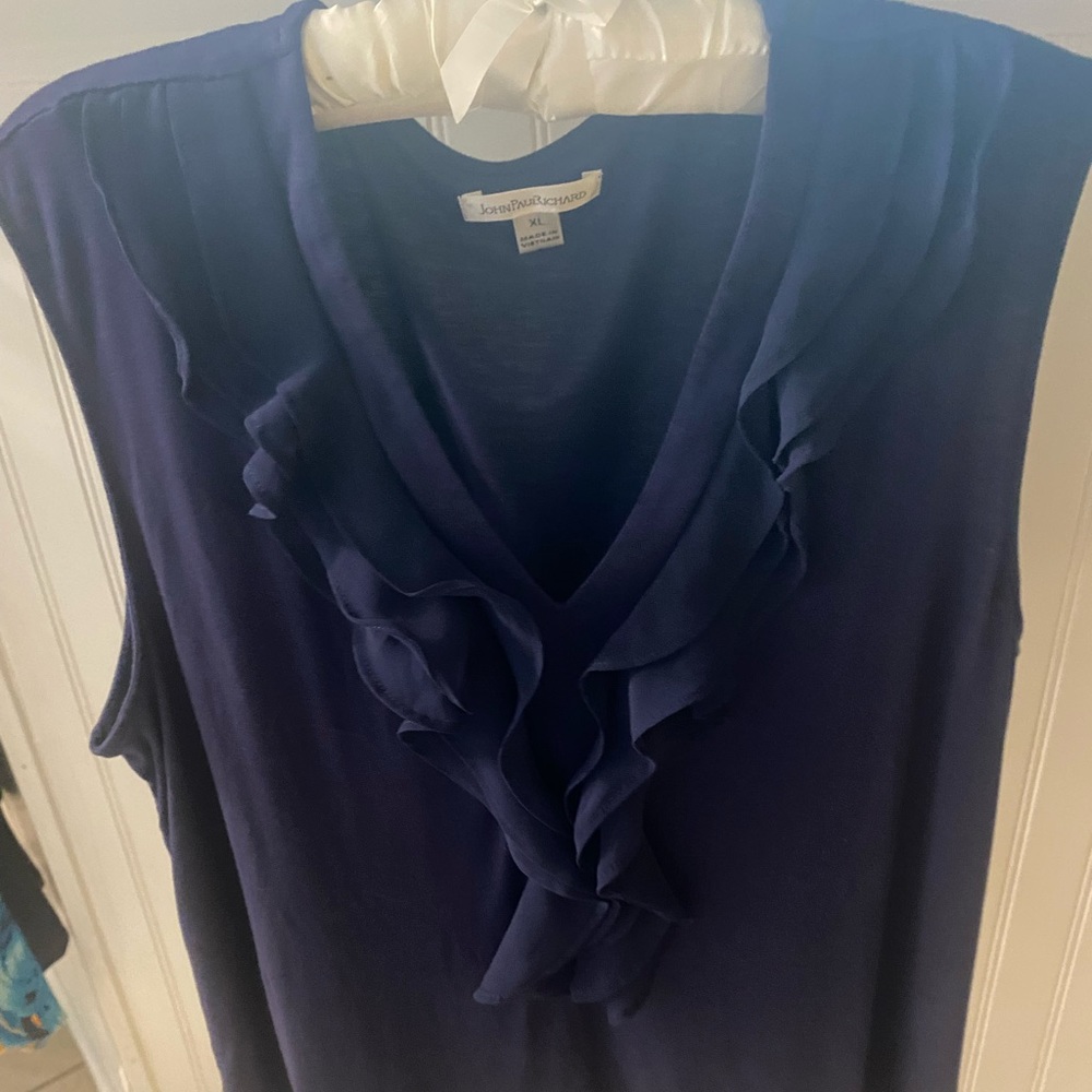 Woman’s blouse